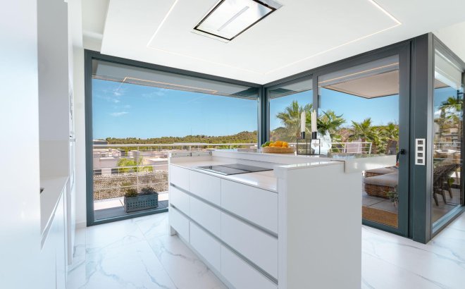 Resale - Villa -
San Miguel de Salinas - Bellavista