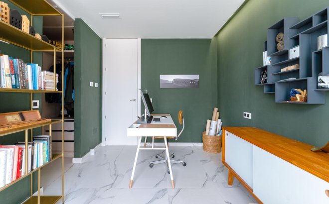 Resale - Villa -
San Miguel de Salinas - Bellavista