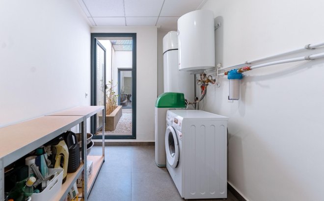 Resale - Villa -
San Miguel de Salinas - Bellavista