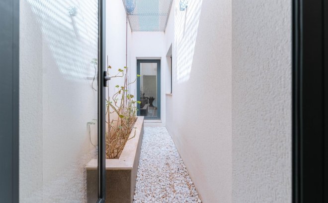 Resale - Villa -
San Miguel de Salinas - Bellavista