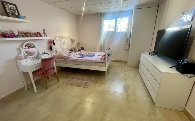 Resale - Villa -
San Fulgencio - Urbanisation la Marina