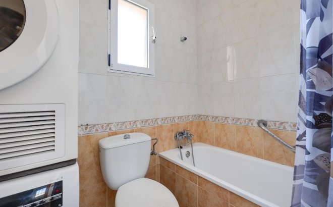 Resale - Town House -
Torrevieja - Aguas Nuevas