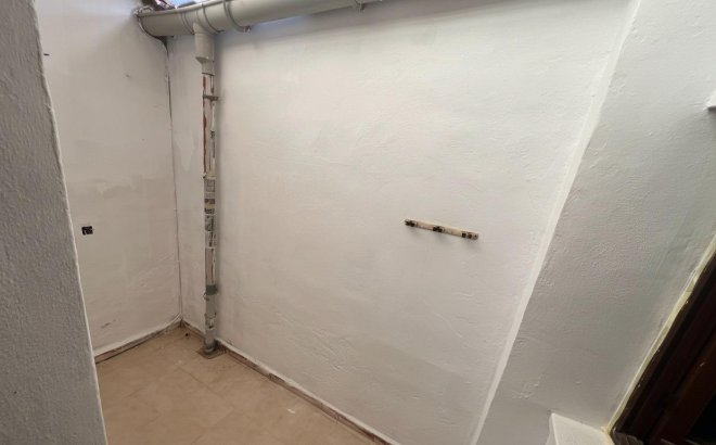 Resale - Bungalow -
Torrevieja - La Siesta - El Salado - Torreta