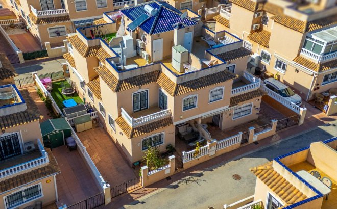 Resale - Dúplex -
Orihuela Costa - La Regia