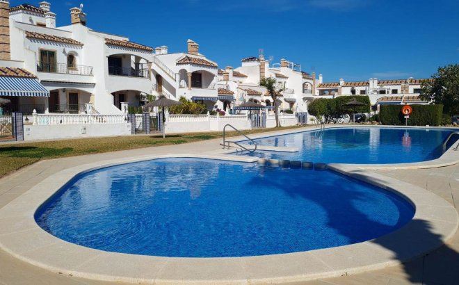 Herverkoop - Penthouse -
Villamartin - Costa Blanca