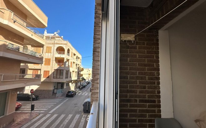 Herverkoop - Appartement -
Torrevieja - La Mata Pueblo