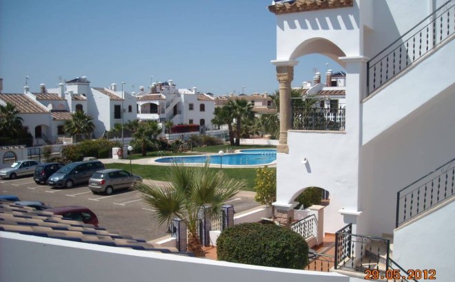 Resale - Dúplex -
Orihuela Costa - PAU 8