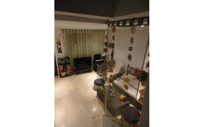 Resale - Dúplex -
Orihuela Costa - PAU 8