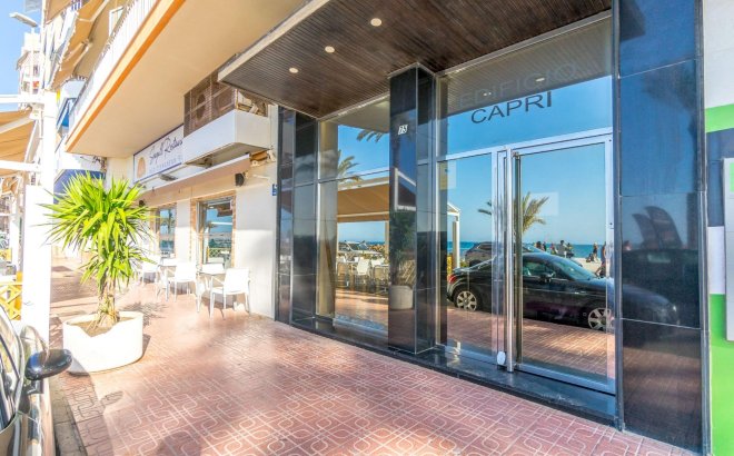 Resale - Apartment -
Torrevieja - Playa del Cura