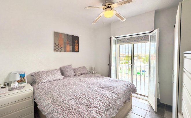 Resale - Town House -
Torrevieja - La Siesta - El Salado - Torreta