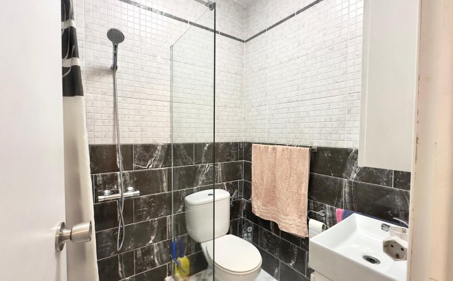 Resale - Town House -
Torrevieja - La Siesta - El Salado - Torreta