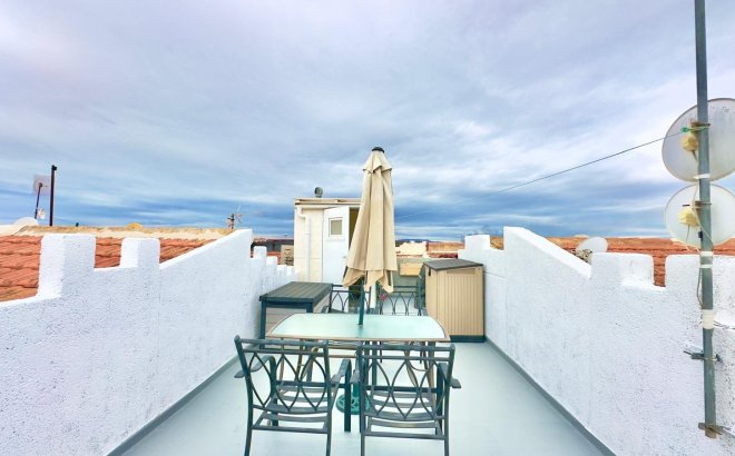 Resale - Town House -
Torrevieja - La Siesta - El Salado - Torreta