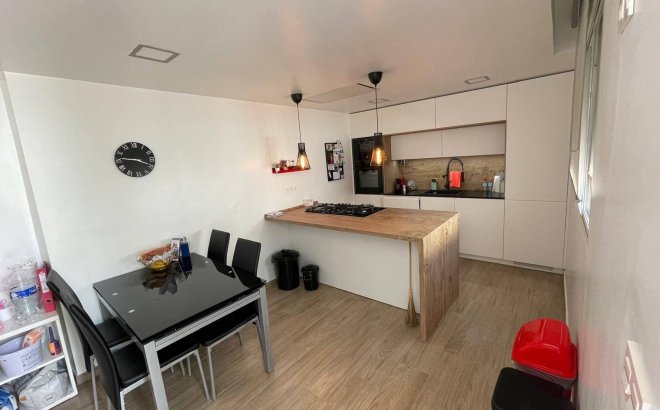 Resale - Town House -
Pilar de la Horadada - Zona Pueblo