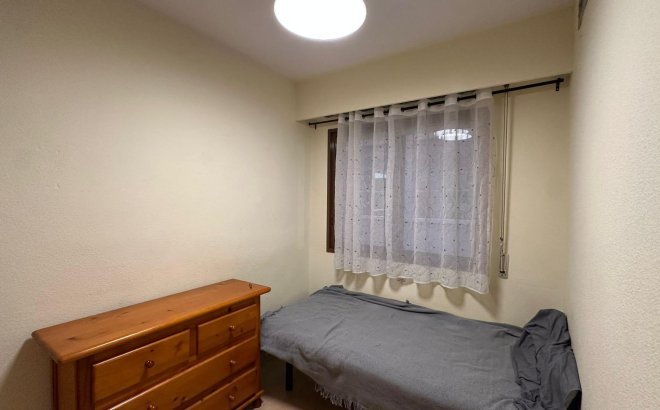 Resale - Apartment -
Torrevieja - Centro