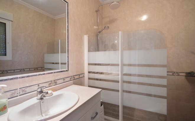 Resale - Town House -
Orihuela Costa - Los Dolses