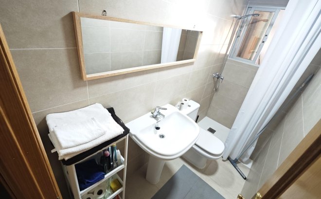 Resale - Bungalow -
Torrevieja - Playa del Cura