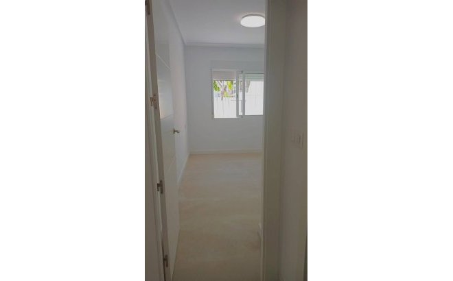 Herverkoop - Town House -
Pilar de la Horadada