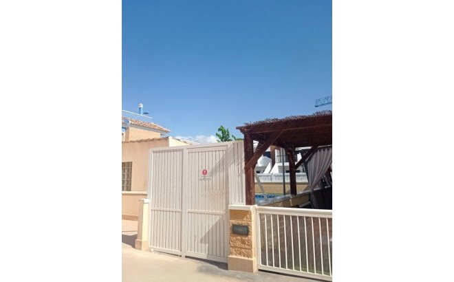 Herverkoop - Town House -
Pilar de la Horadada