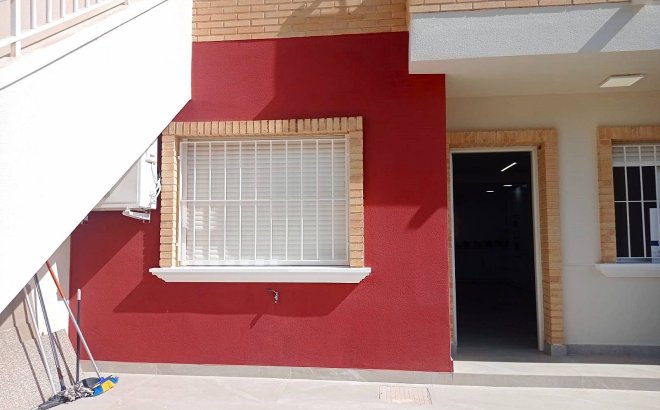 Herverkoop - Town House -
Pilar de la Horadada