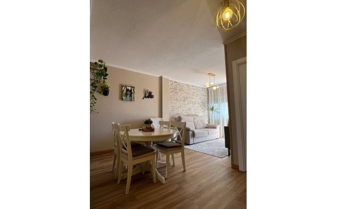 Herverkoop - Appartement -
Pilar de la Horadada - La Torre De La Horadada