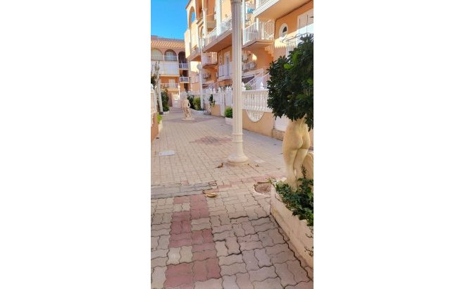 Resale - Penthouse -
Torrevieja - La Mata Pueblo