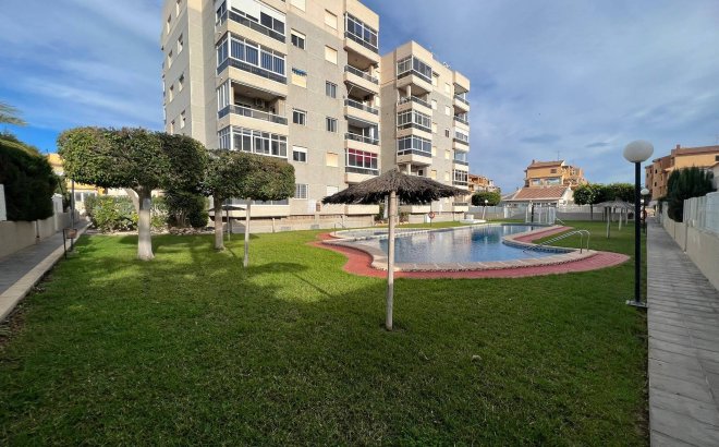 Resale - Apartment -
Torrevieja - Aguas Nuevas