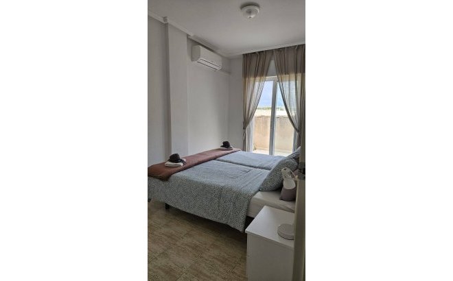 Resale - Penthouse -
Torrevieja - Acequion