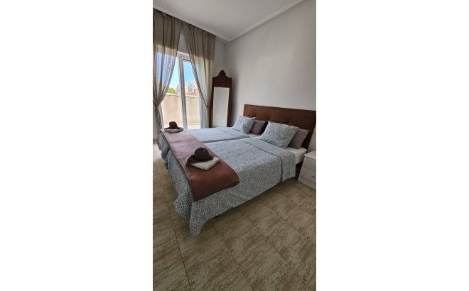 Resale - Penthouse -
Torrevieja - Acequion