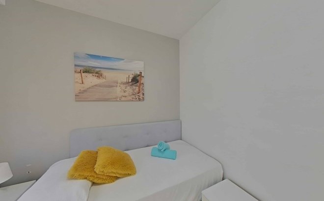 Resale - Apartment -
Pilar de la Horadada - La Torre De La Horadada