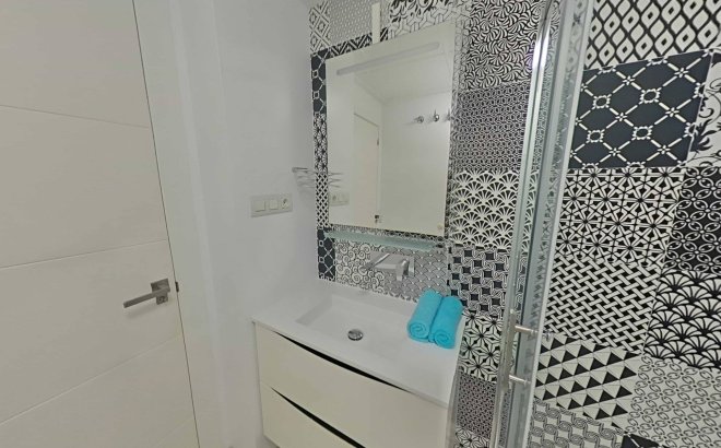 Resale - Apartment -
Pilar de la Horadada - La Torre De La Horadada