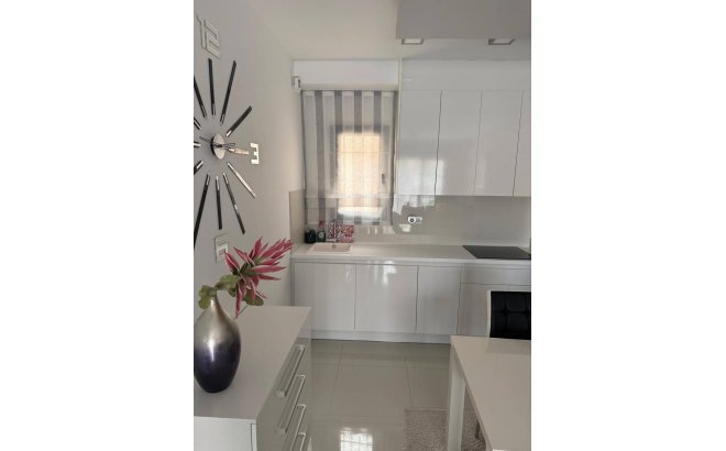 Resale - Apartment -
Pilar de la Horadada - La Torre De La Horadada