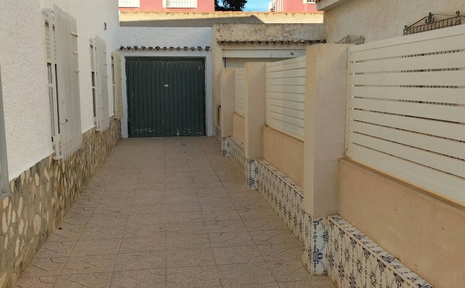 Resale - Town House -
Pilar de la Horadada - Torre De La Horadada