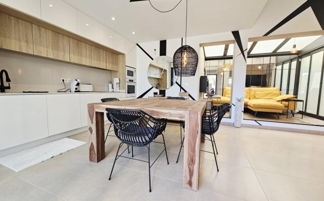 Resale - Villa -
Benijofar - Benimar