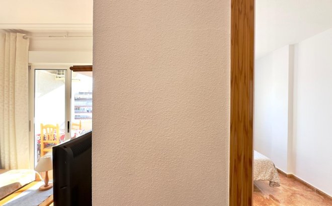 Resale - Apartment -
Torrevieja - Centro