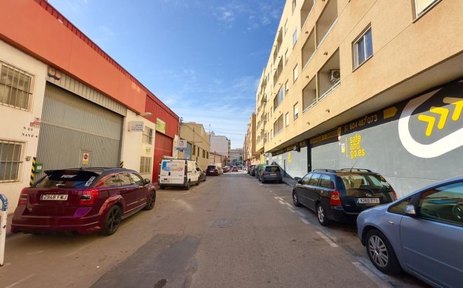 Resale - Apartment -
Torrevieja - Centro