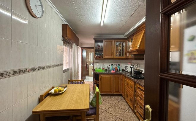 Resale - Apartment -
Torrevieja - Estacion De Autobuses