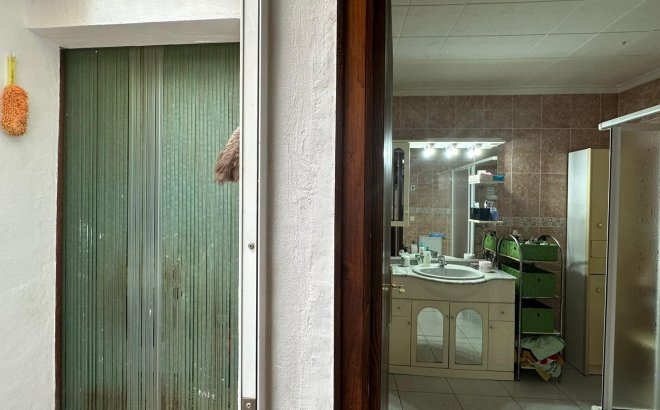 Resale - Apartment -
Torrevieja - Estacion De Autobuses