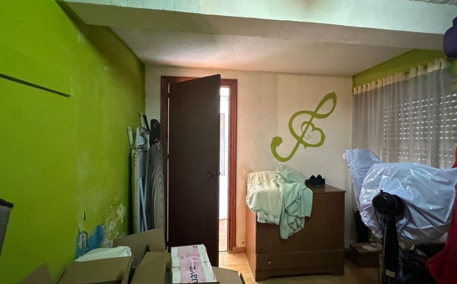 Resale - Apartment -
Torrevieja - Estacion De Autobuses