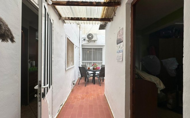 Resale - Apartment -
Torrevieja - Estacion De Autobuses