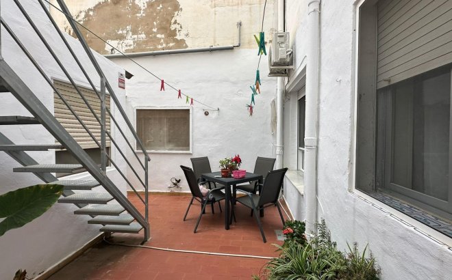 Resale - Apartment -
Torrevieja - Estacion De Autobuses