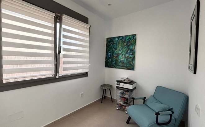 Herverkoop - Villa -
San Miguel de Salinas - Urbanizacion Blue Lagoon