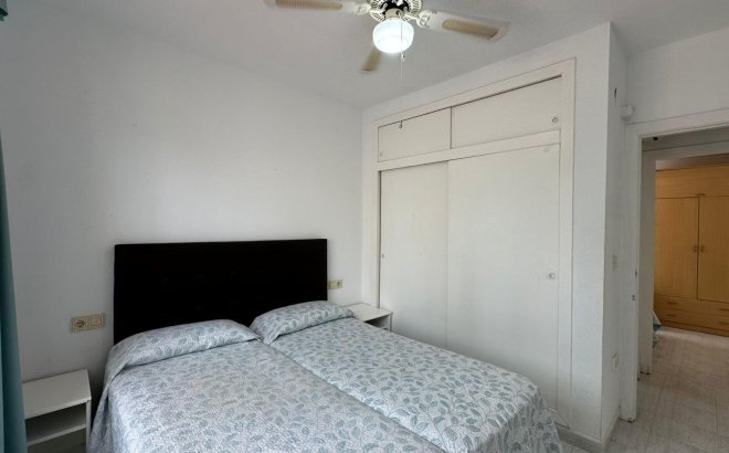 Resale - Bungalow -
Orihuela Costa - Los Almendros-la Florida