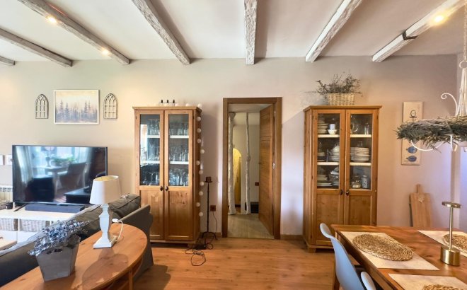 Resale - Villa -
Torrevieja - Torreblanca