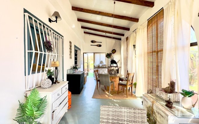 Resale - Villa -
Torrevieja - Torreblanca