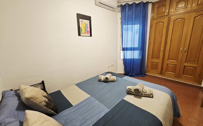 Resale - Apartment -
Torrevieja - Estacion De Autobuses