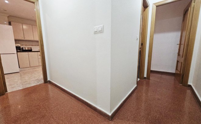 Resale - Apartment -
Torrevieja - Estacion De Autobuses