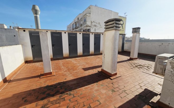 Resale - Apartment -
Torrevieja - Estacion De Autobuses