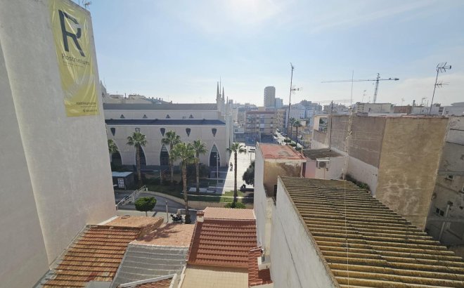 Resale - Apartment -
Torrevieja - Estacion De Autobuses