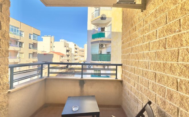 Herverkoop - Appartement -
Torrevieja