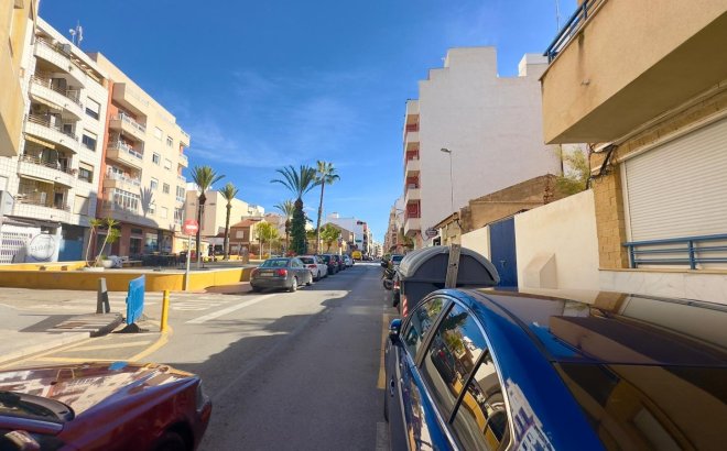 Herverkoop - Appartement -
Torrevieja